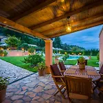 Villa Livadi *