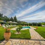 Villa Livadi *